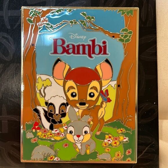 Disney Movie Poster Series Bambi Collectible Pin Limited Edition 300 NEW - Picture 3 of 5